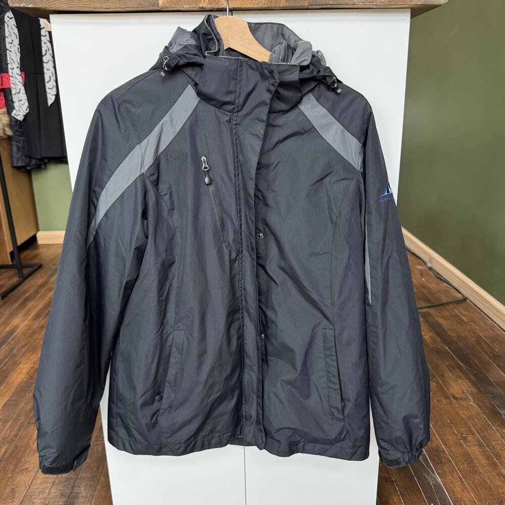 Women’s Port Authority Hooded Winter Jacket size Medium - Alaska Adventure